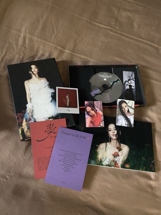 Альбом Jisoo Blackpink