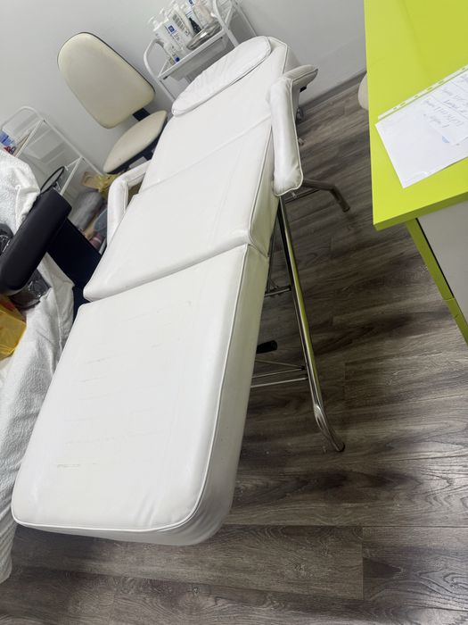 Кушетка косметологическая, массажная