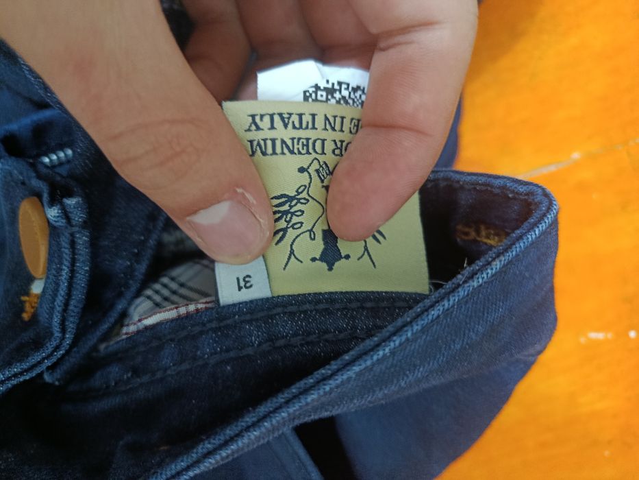 джинсы продаются