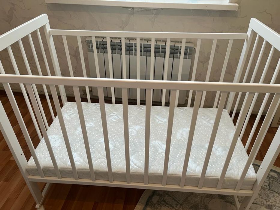 Детский кровать новая