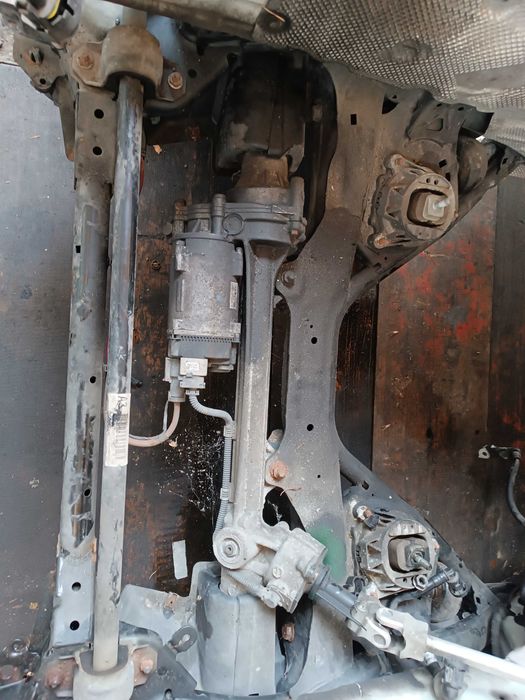 БМВ ф20 на части