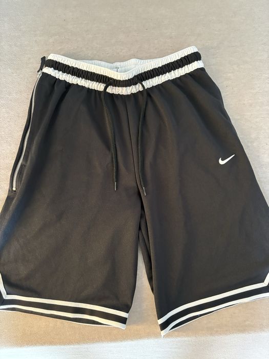 Nike dri-fit DNA