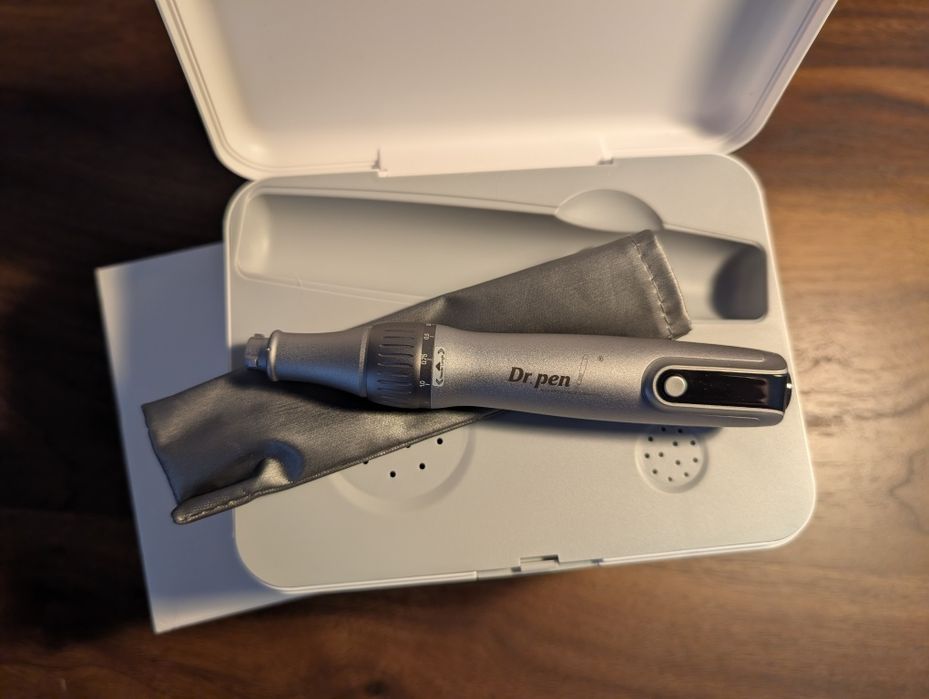 Dr. Pen M8S -Microneedling