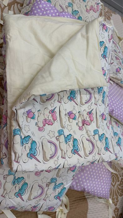 Бортики в кроватку