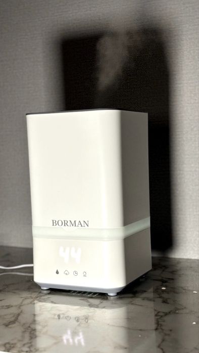 Срочно продам увлажнитель воздуха BORMAN