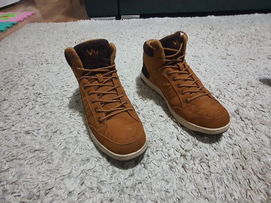 Ghete Vty piele intoarsa