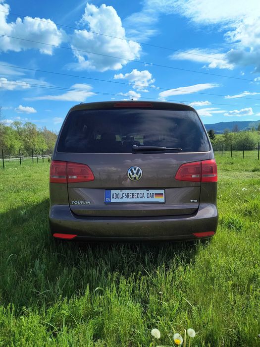 VW Touran 1.4 benzina 7 persoane