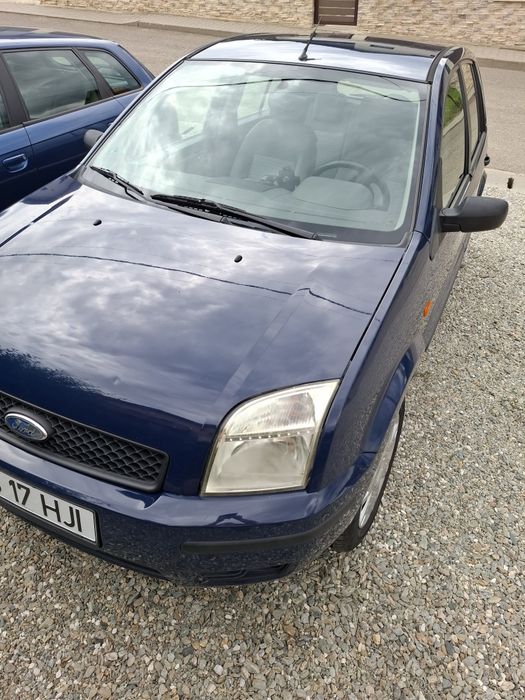 FORD Fusion 2002 — imagine 3