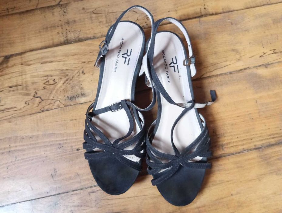 Черни сандали 38 номер