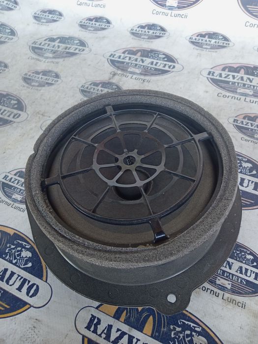 boxa dreapta spate  audi a4 b9