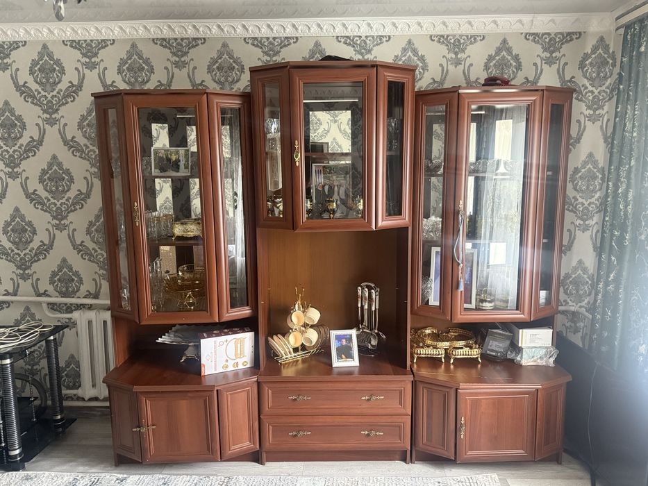 Продам мебель в хорошем состаяние