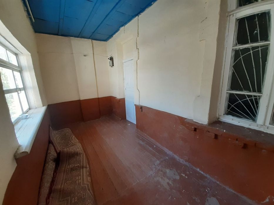 Hovli sotiladi 5 sutix 3ta xona narxi 300 million