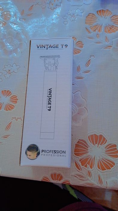 Trimmer Vintage T9 - Nou în cutie
ideal pentru contur