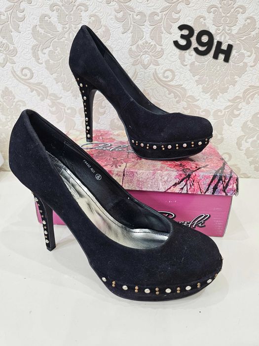 Дамски обувки нови