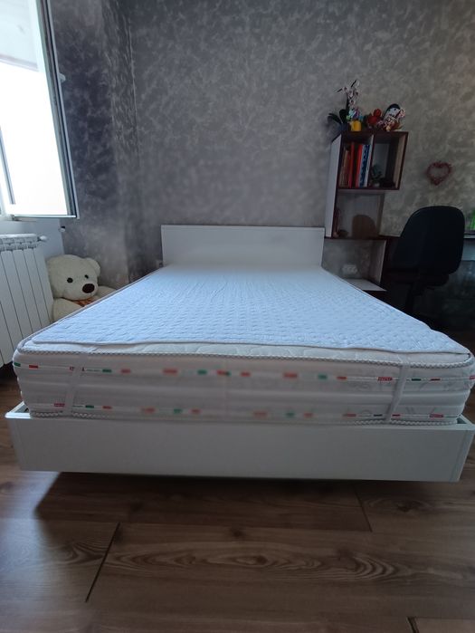 Pat dormitor și saltea ortopedica