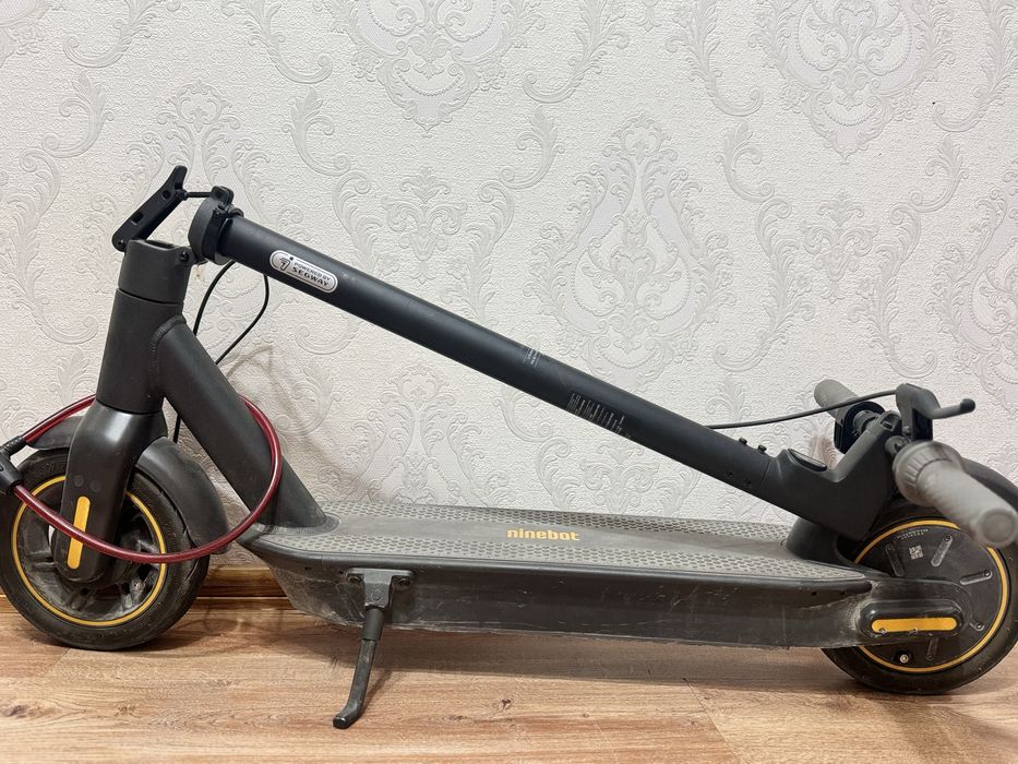 Продам электросамокат