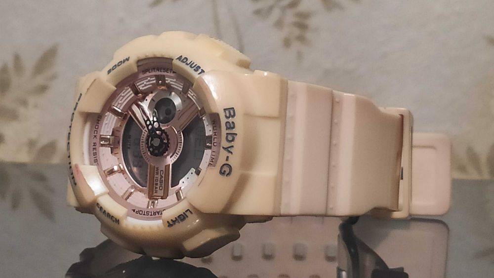 Casio Baby-G (model BA-110) - с хронографом