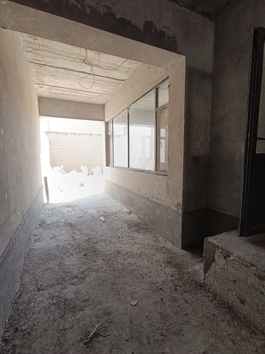 Фаровон орқаси Тандирчи  280 м²  10x28  3 Қаватли 100% Пишган ғишт