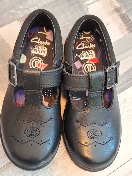 Pantofi copii clarks, nr 26, noi
