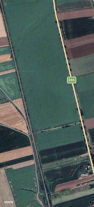 Vand teren extravilan cu deschidere la E 85 , 9 Hectare
