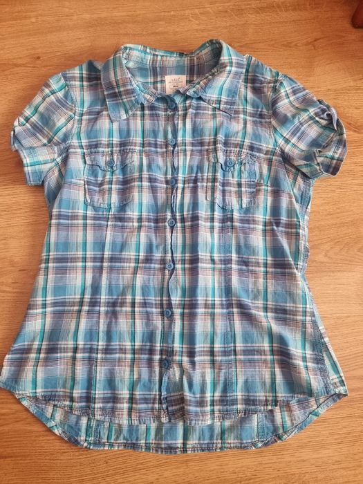 Дамски модели ризи