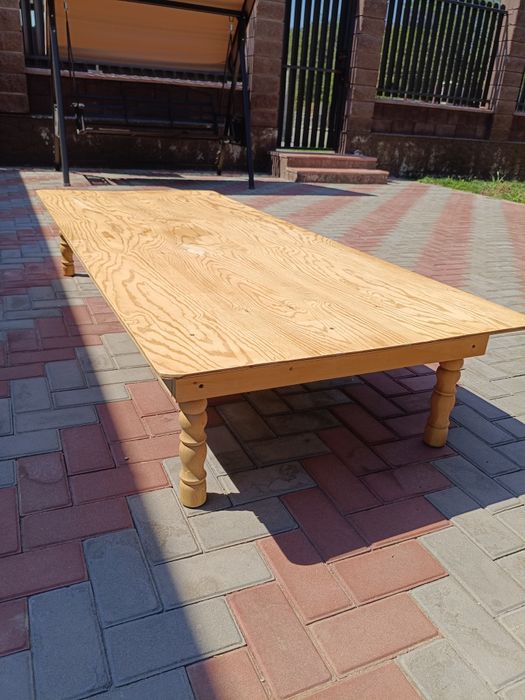Стол деревянный новый