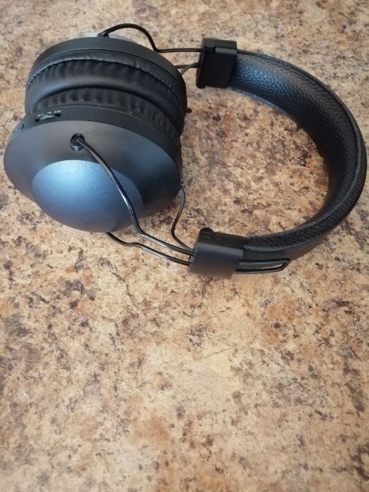 Безжични слушалки