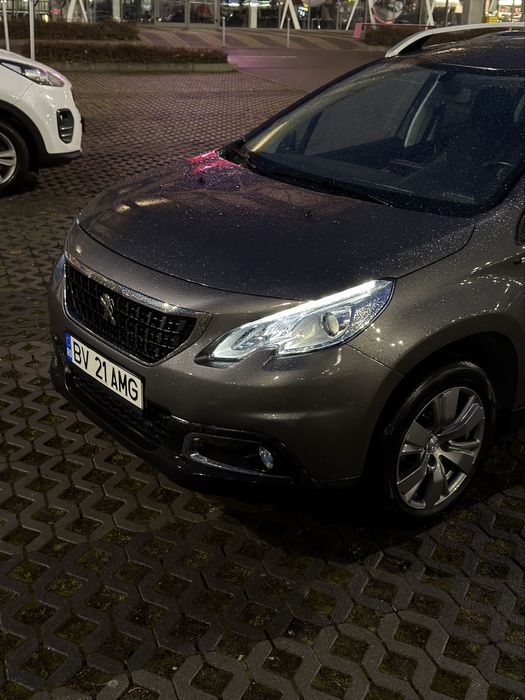 Vand Peugeot model 2008 anul 2016