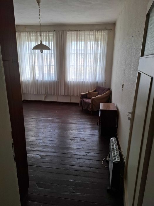 Продава се Тристаен апартамент в Ямбол, Военна база - 94 кв.м за 429 €/кв.м - Снимка #9