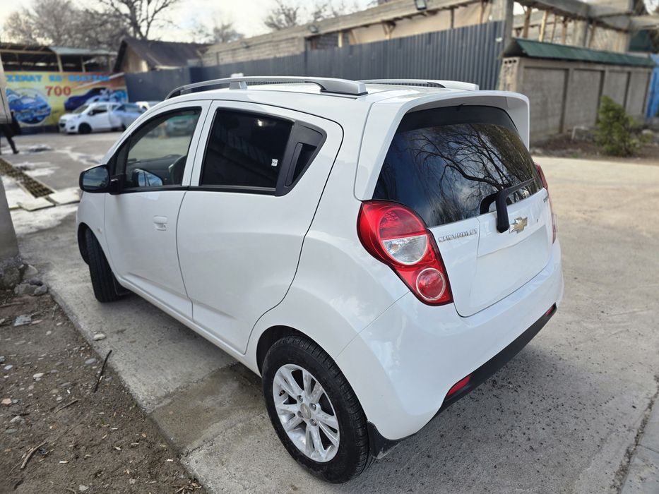 Спарк машинаси сотилади