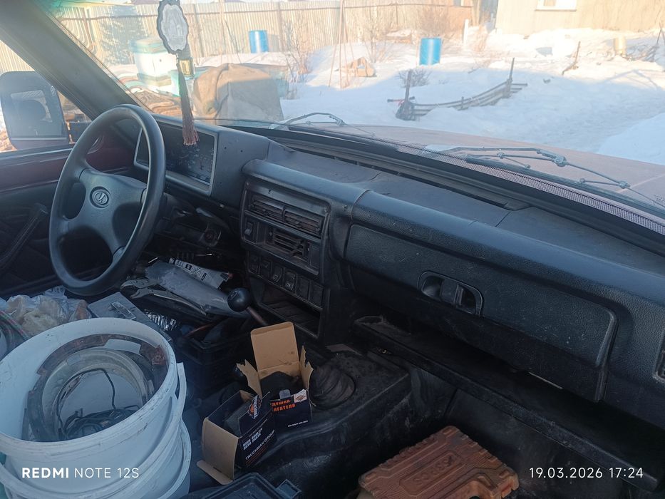 Продаю ниву пикап