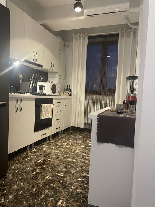 Proprietar vand Ap 2 camere  mobilat si utilat 44mp Valea  lupului