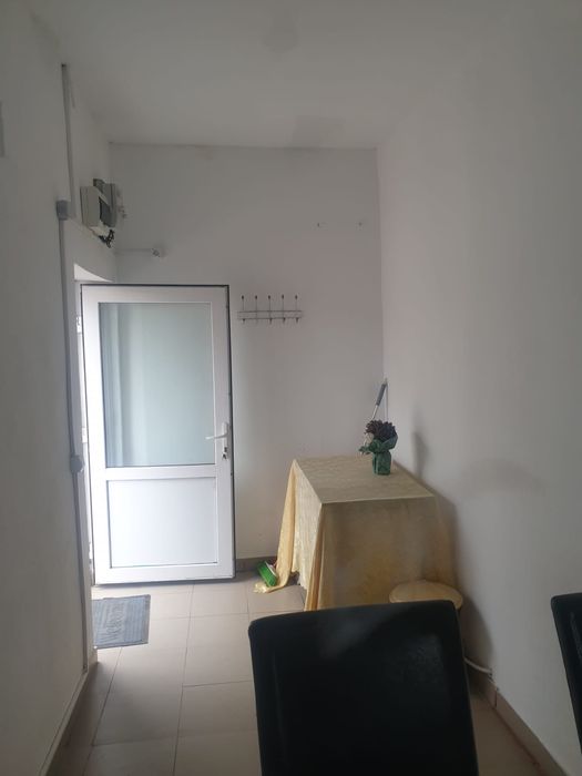 Vand spatiu Bulevardul Carpati negociabil