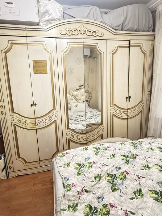 Chilonzor oxtepada. Karavat Shkaf 2 ta Tumba Kamot oynali