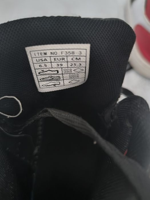 Adidas băieți nr 39