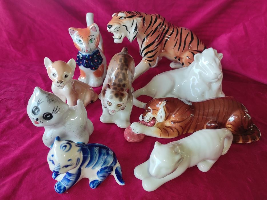 Статуэтки фарфор