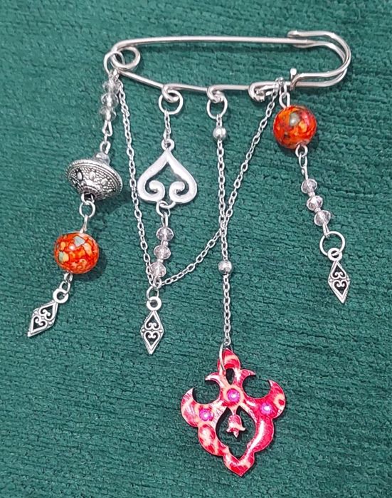 Ручные украшения