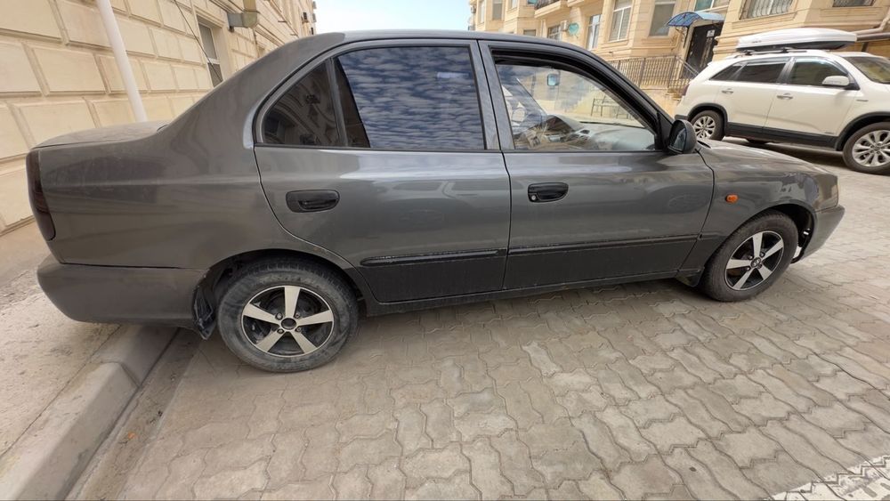 Hyindai Accent 2004 автомат