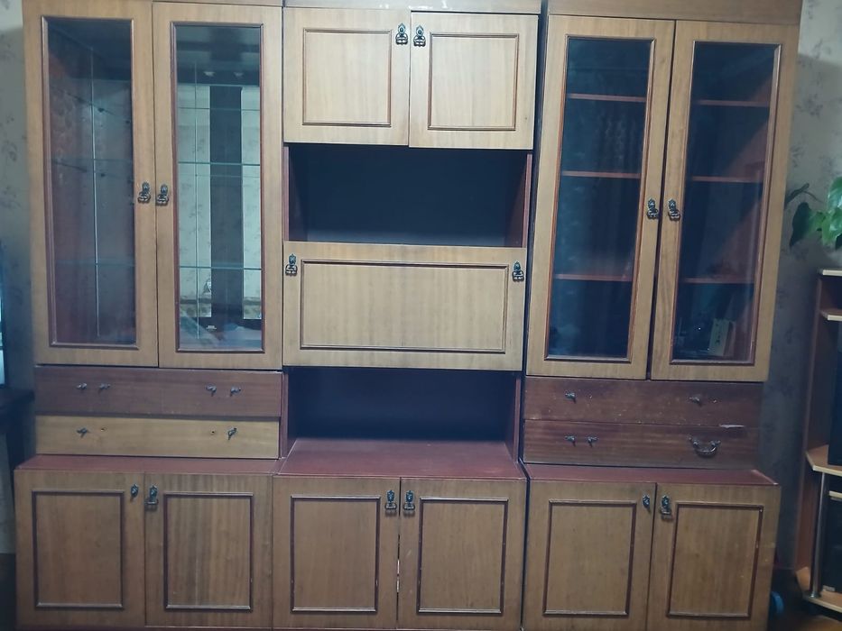 Продам стенку, 10 000 тг.