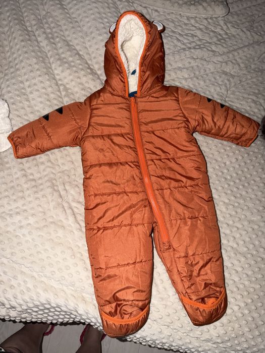 Детский комбинезон .