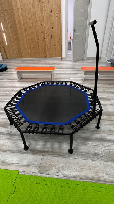 Детский батут с ручкой