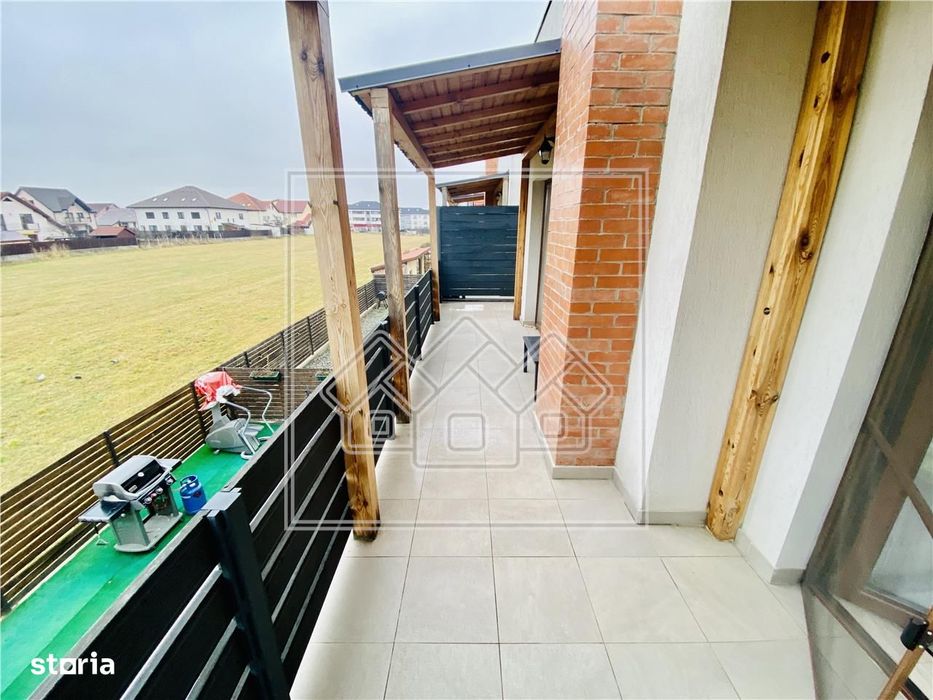 Apartament cu 3 camere si balcon mare, la cheie, terasa mare