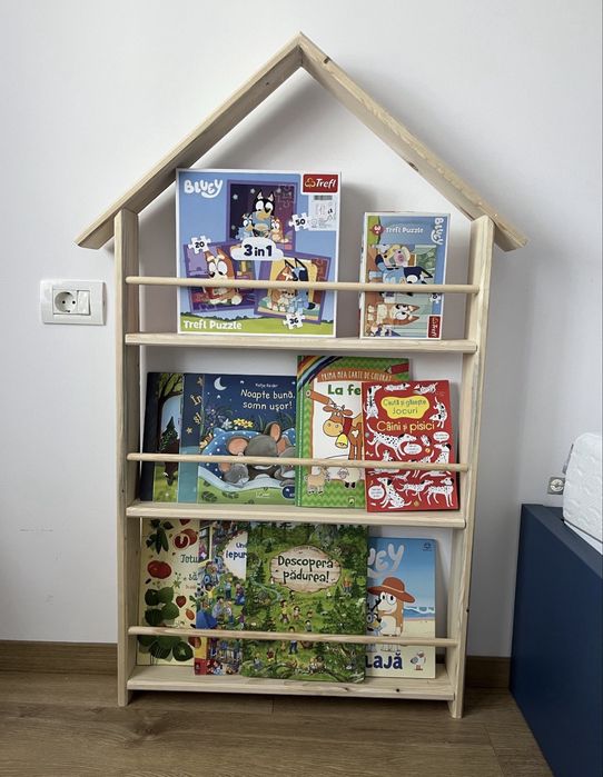 Casuta montessori pentru carti
