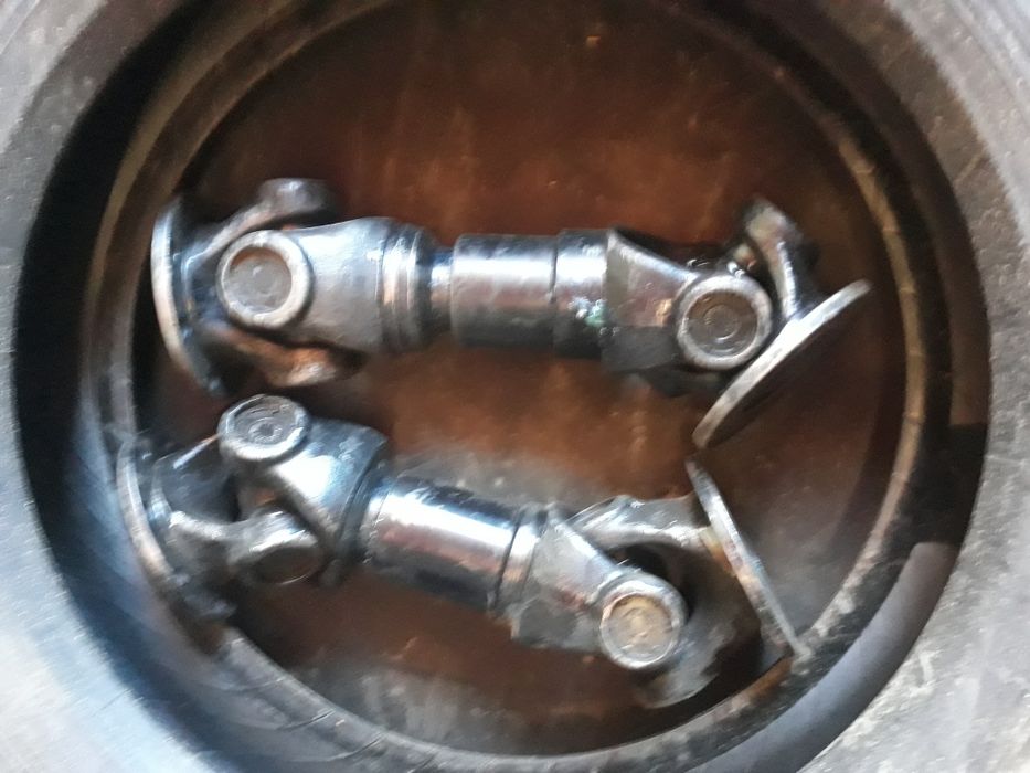 Sc PETRO REPARATII cardane concasoăre balastiera . CARDAN INTERAXIAL