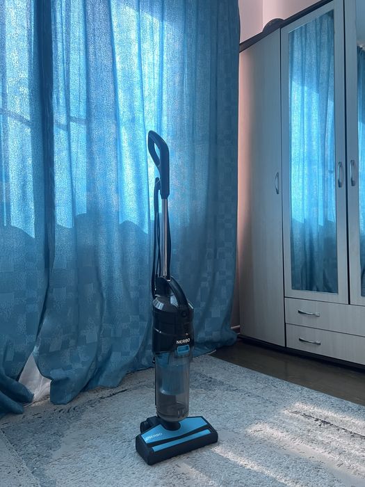 Пылесос в отличном  состояний пользовались всего 2 раза.