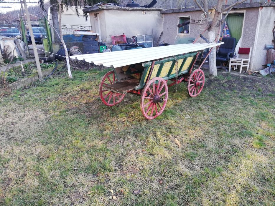 Каруца изправна за управление и колекции