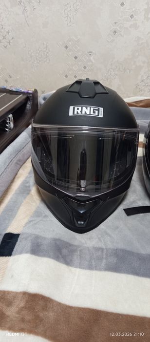 Продаю свои мото шлема Киса и RNG