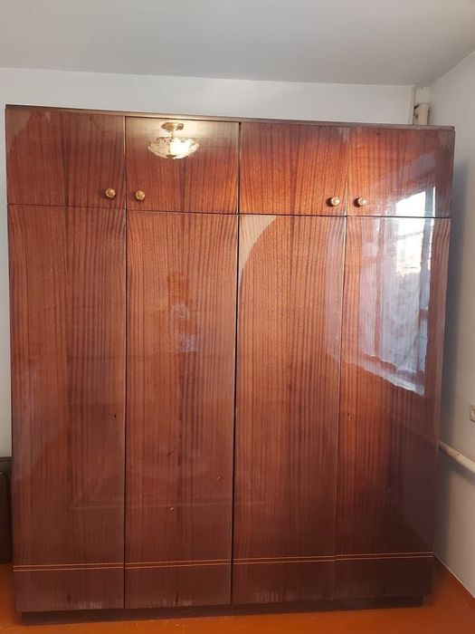 Продам большой шифоньер