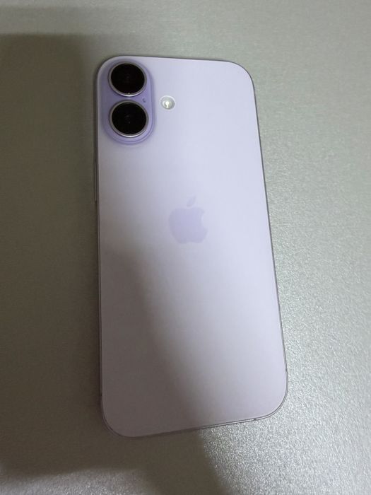 Продам Iphone 17