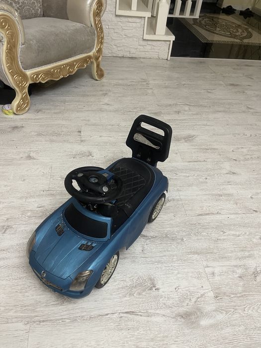 Детская машинка